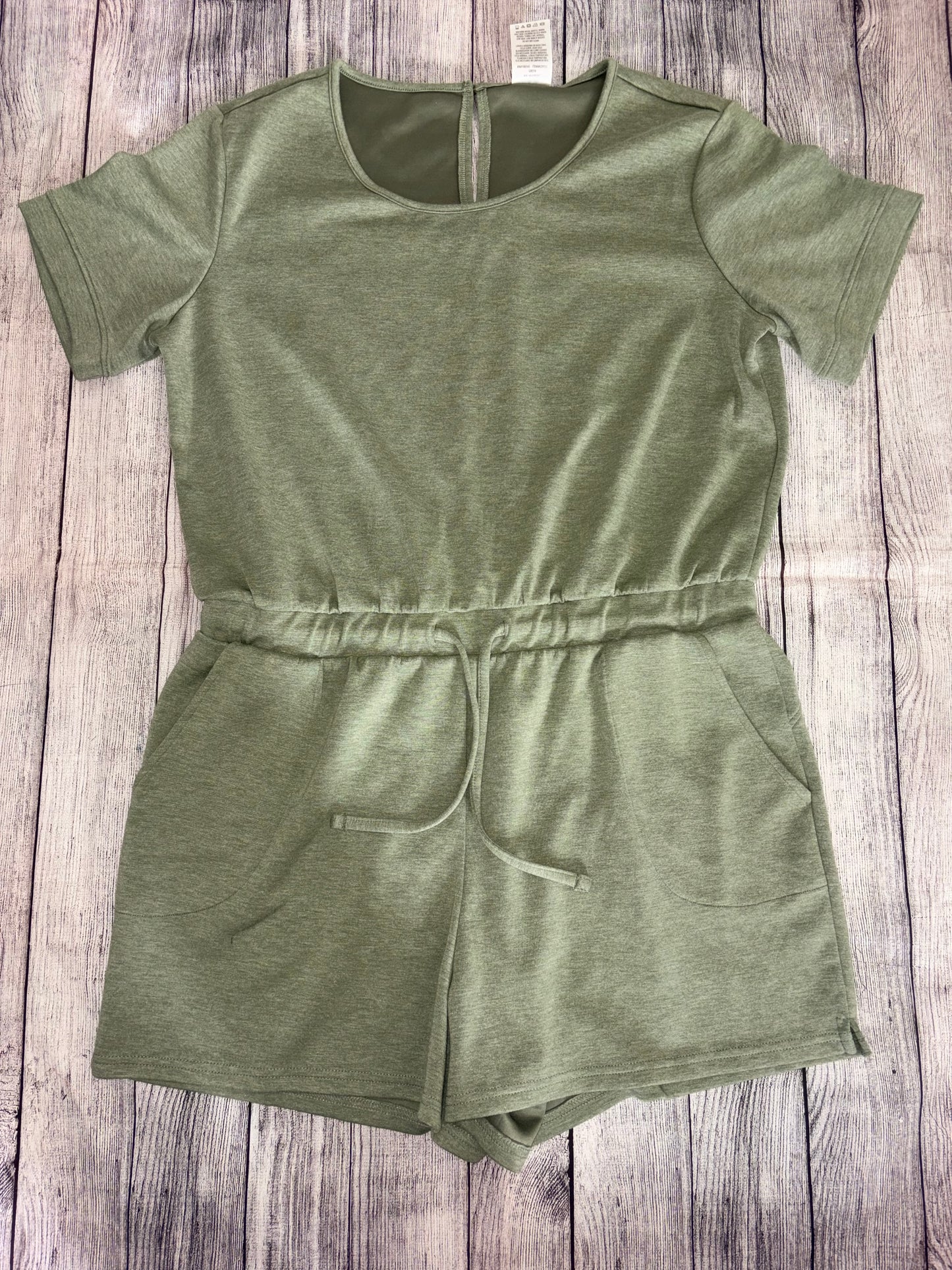 Seller 122 Serra Romper Women’s Size XLarge