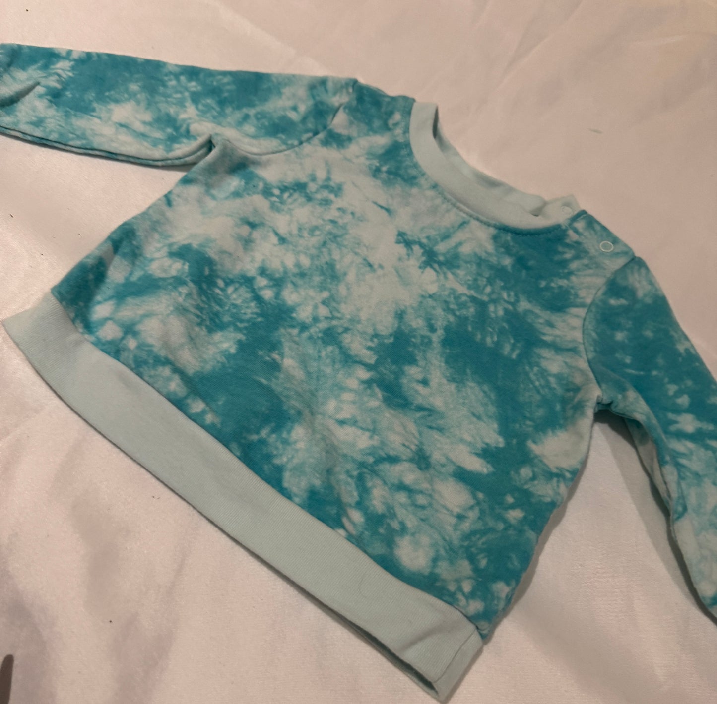 25 Baby Cat & Jack Tie Dye Gender Neutral Sweatshirt Size 6-9M