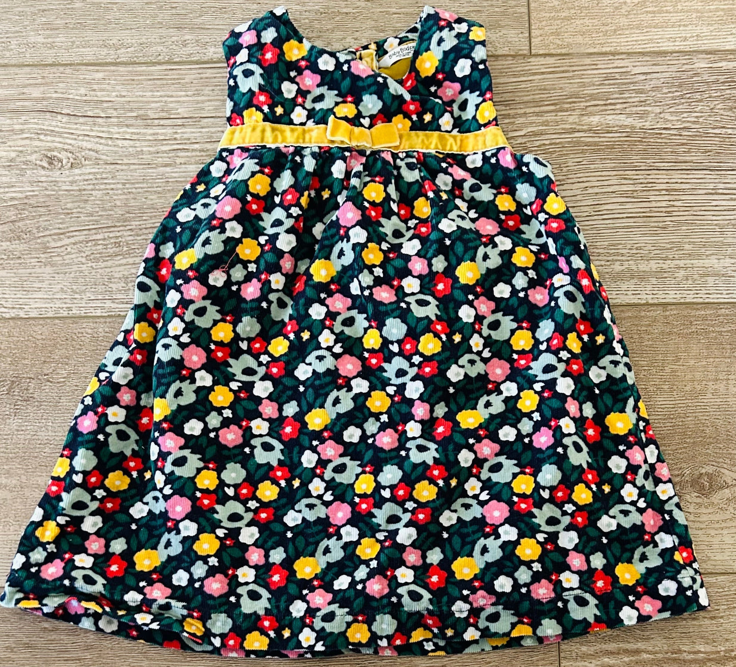 #15 *Reduced* Boden 12-18m Floral Cord Pinnie