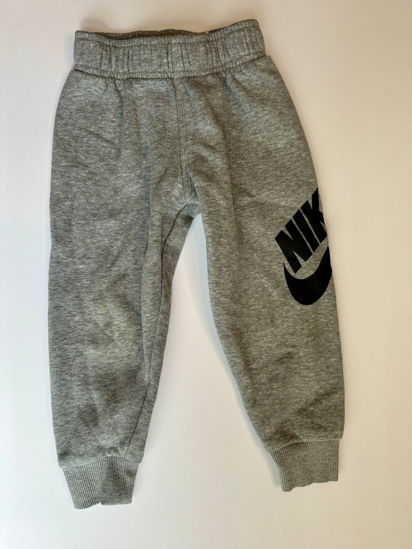 #162 Nike Gray joggers size 3T