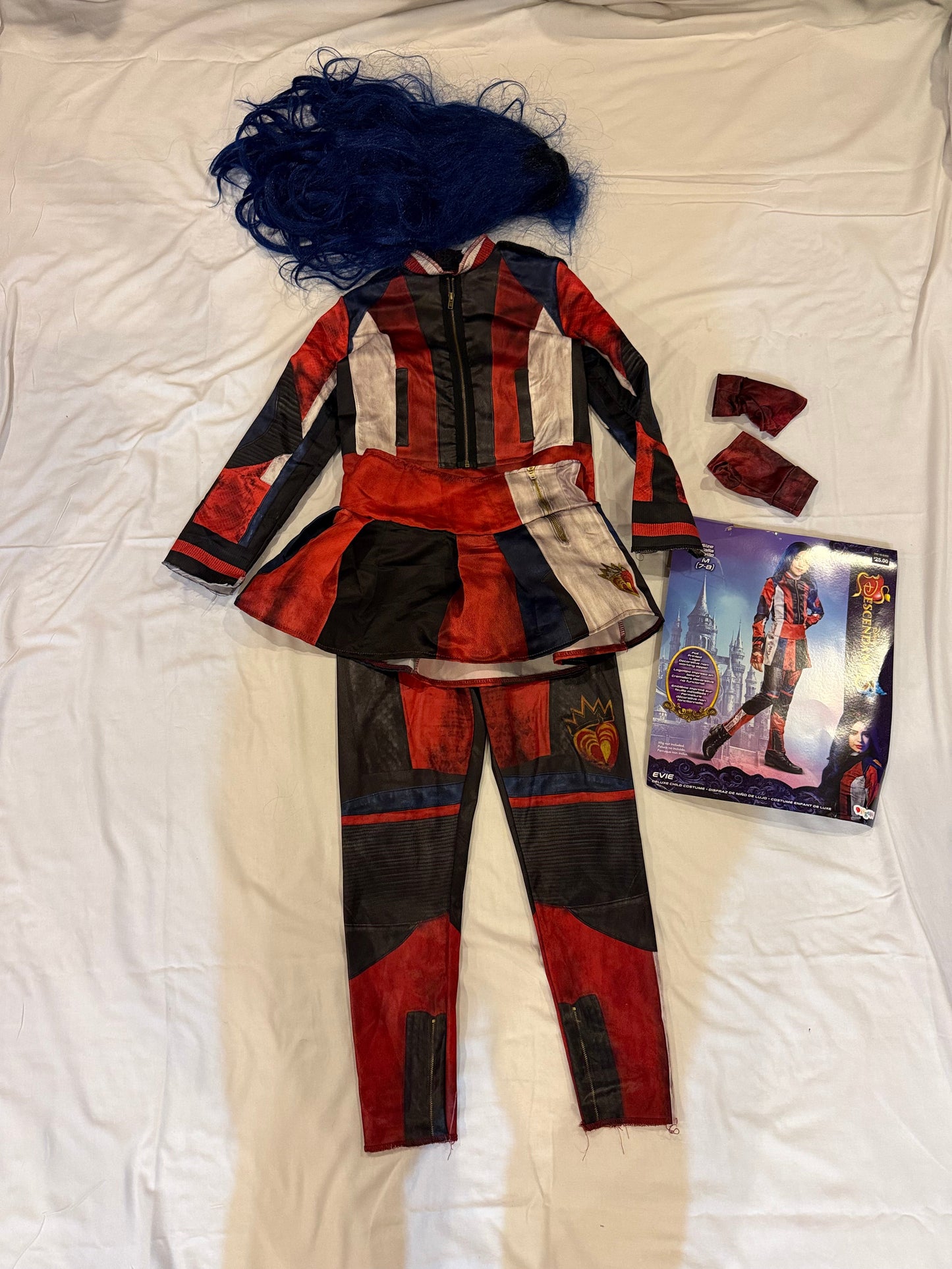 Reduced Seller #142 Disney Mal Costume with Wig-Size M (7/8)