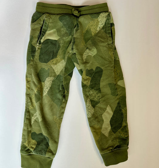 #162 Tea Green Joggers 3T