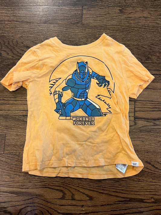 #7 Gap Wakanda Forever Tee XS
