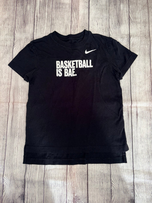 Seller 122 Nike Medium Youth Boys Tee