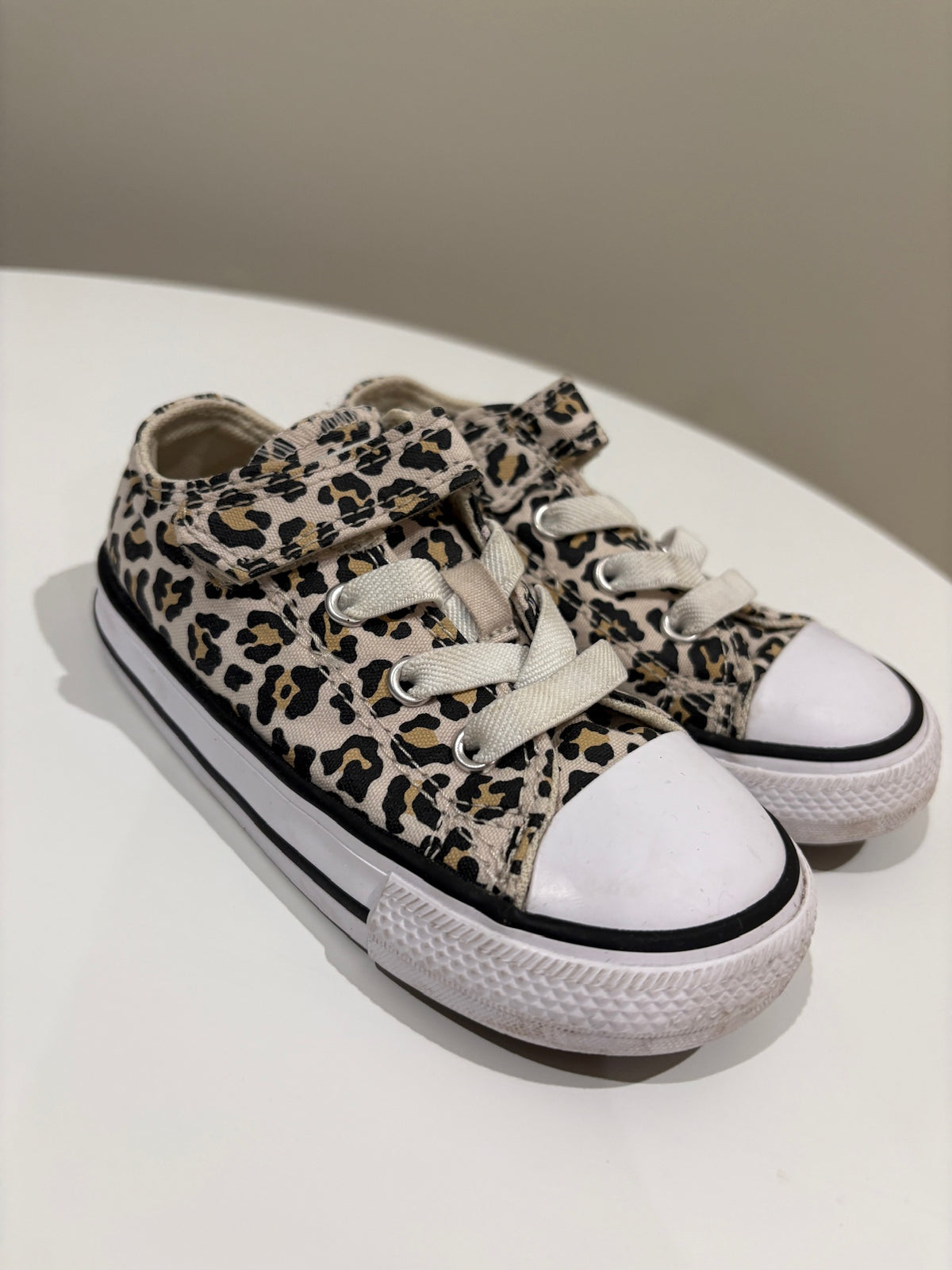 Seller #105 - Size 7c Girls Leopard Print Converse VGUC