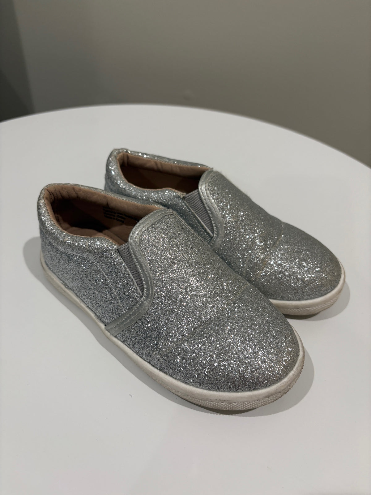 Seller #105 - Size 10c Girls Silver Sparkle Tiny Toes Nation Slip on Shoes GUC