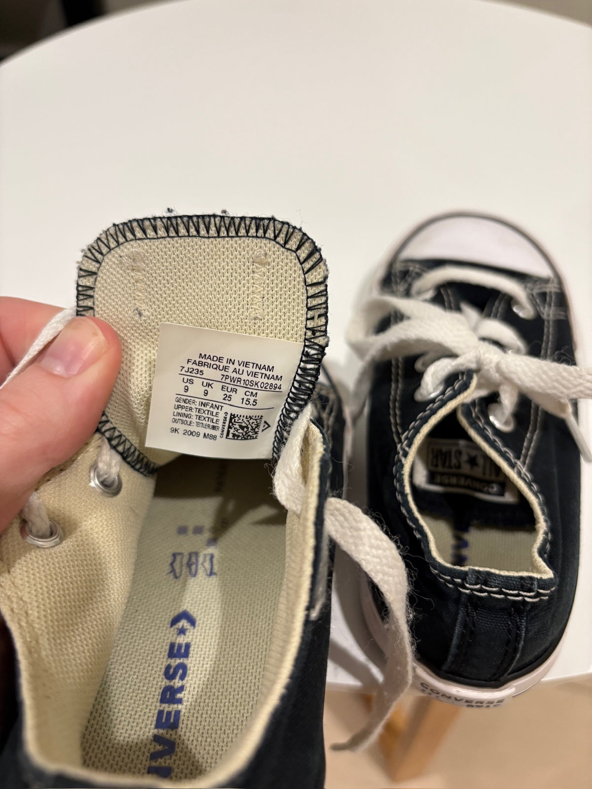 Seller #105 - Size 9c Girls/Boys/GN Black Converse GUC to VGUC