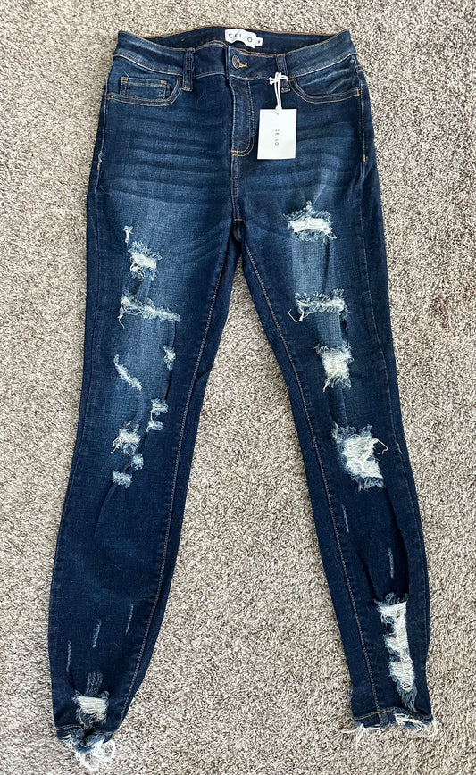 #77 NWT Cello Brand Skinny Jeans, Women’s 9