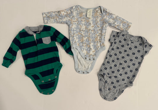 #187 Mixed Brands 0-3m Boys Onesies