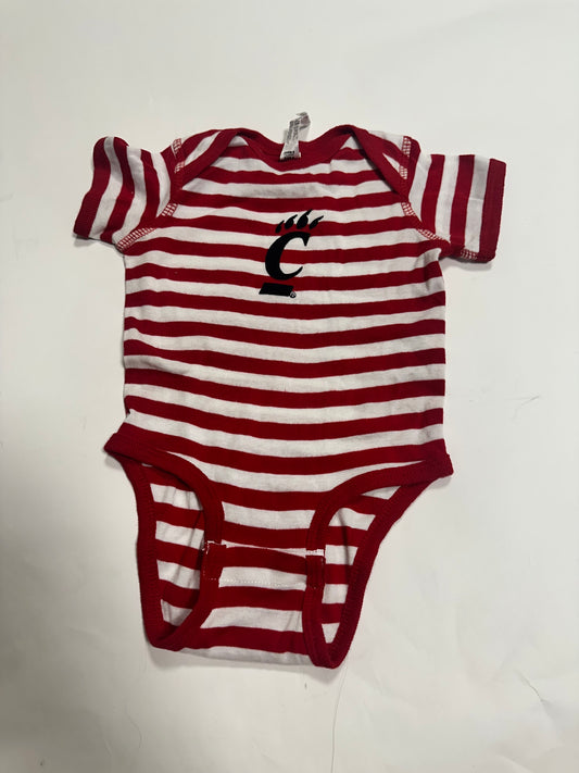 #87 UC onsie stripped 6months
