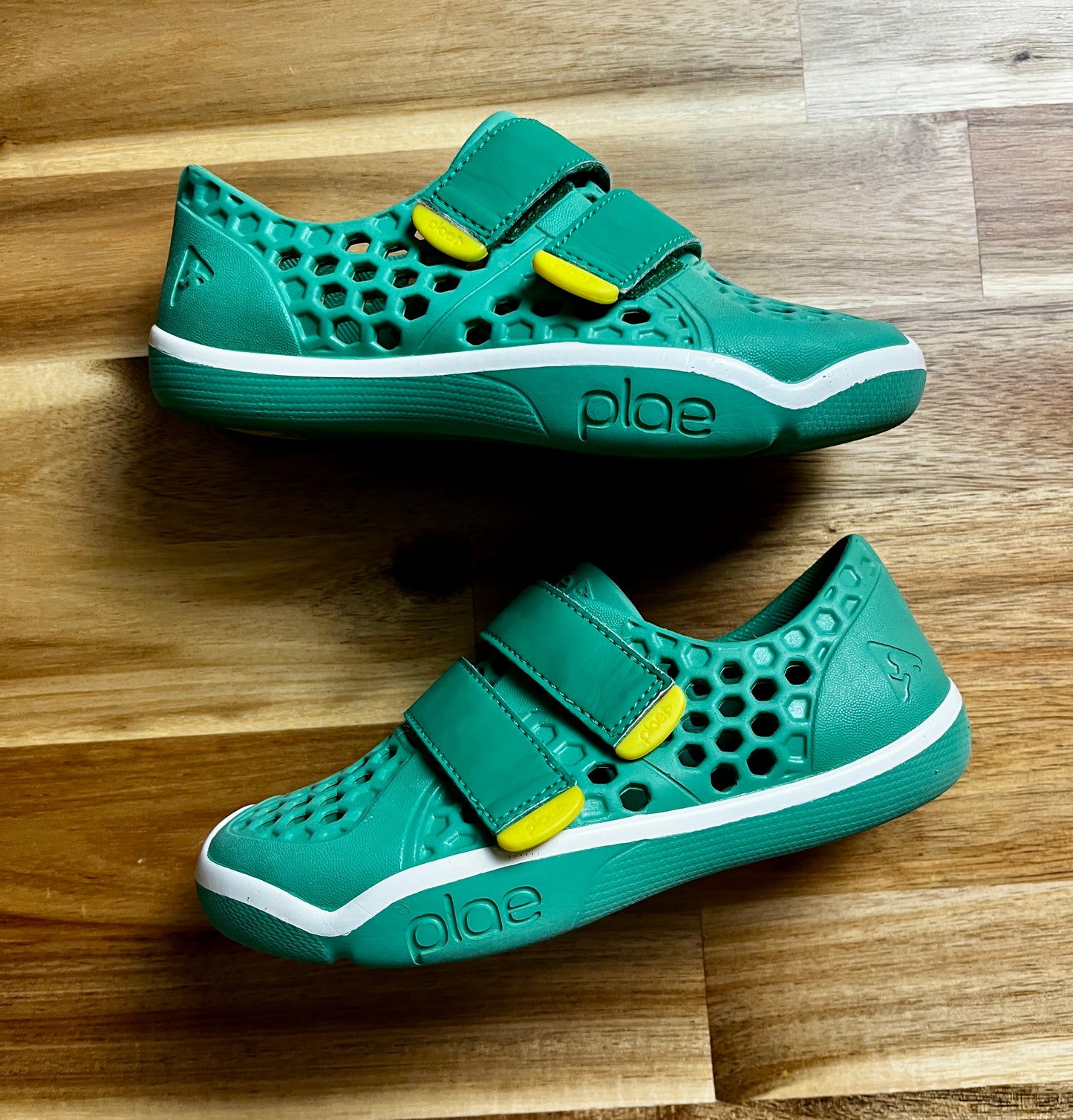 Plae Mimo Green Shoes Toddler Size 11
