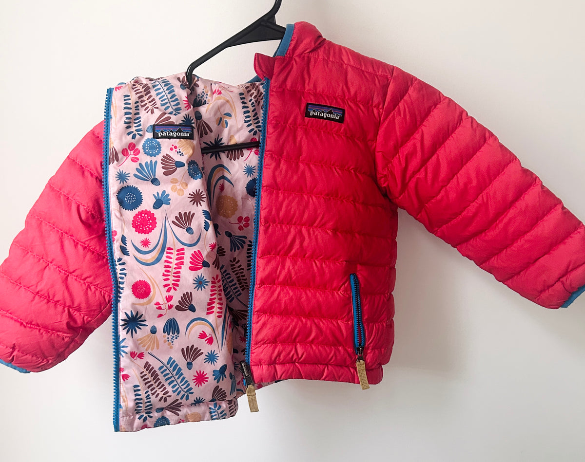 #15 Patagonia (fits like 3t) Hooded, Reversible Puffer Jacket