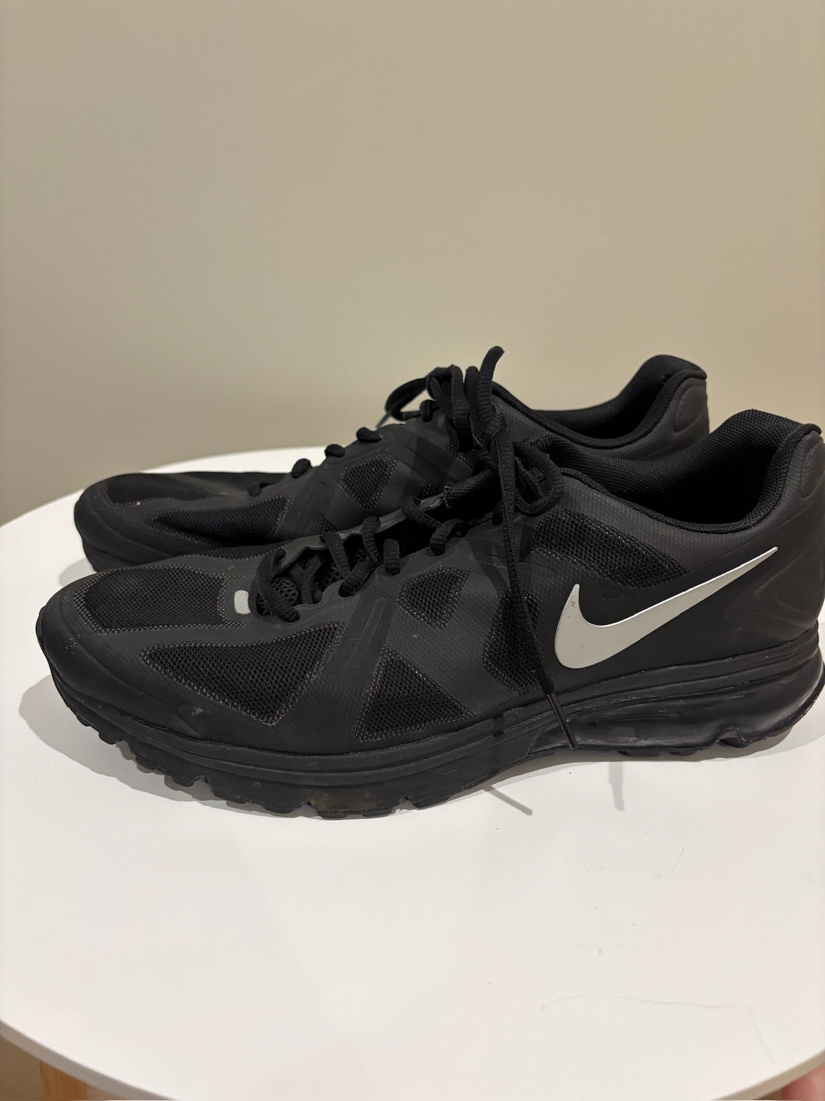 Seller #105 - Size 12 Men's Black Nike Air Max VGUC