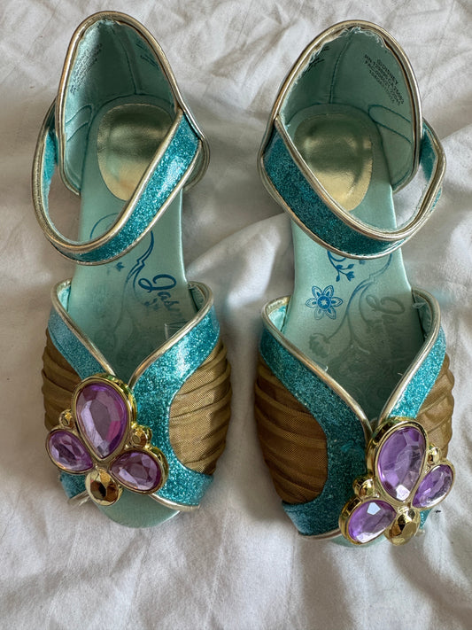 Seller #22 - Jasmine dress up shoes - girls’ size 11-12 - GUC