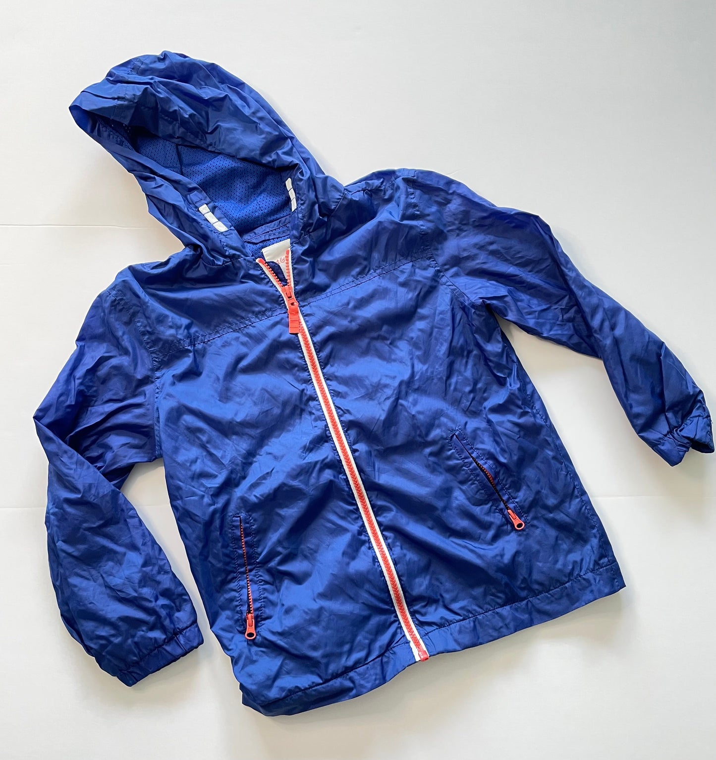 #121 Boys 6/7 Blue windbreaker jacket, VGUC
