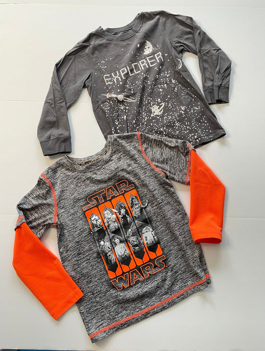 #121 Boys 5 set of two space shirts, including Star Wars VGUC