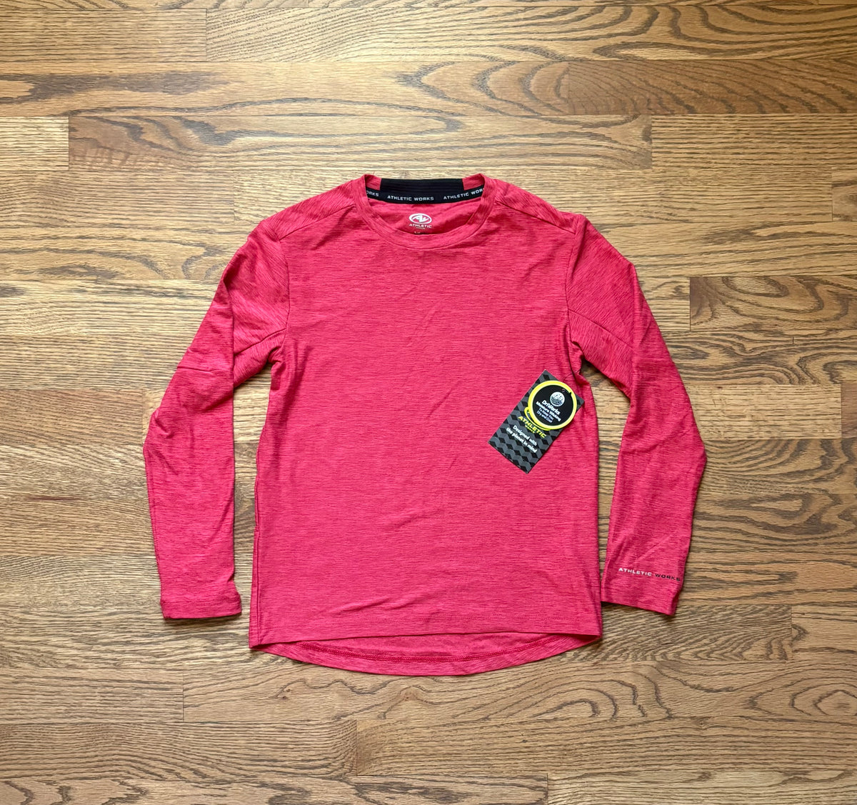 #74 NWT Boys Athletic Works Long Sleeve Athletic Shirt - S (6/7)