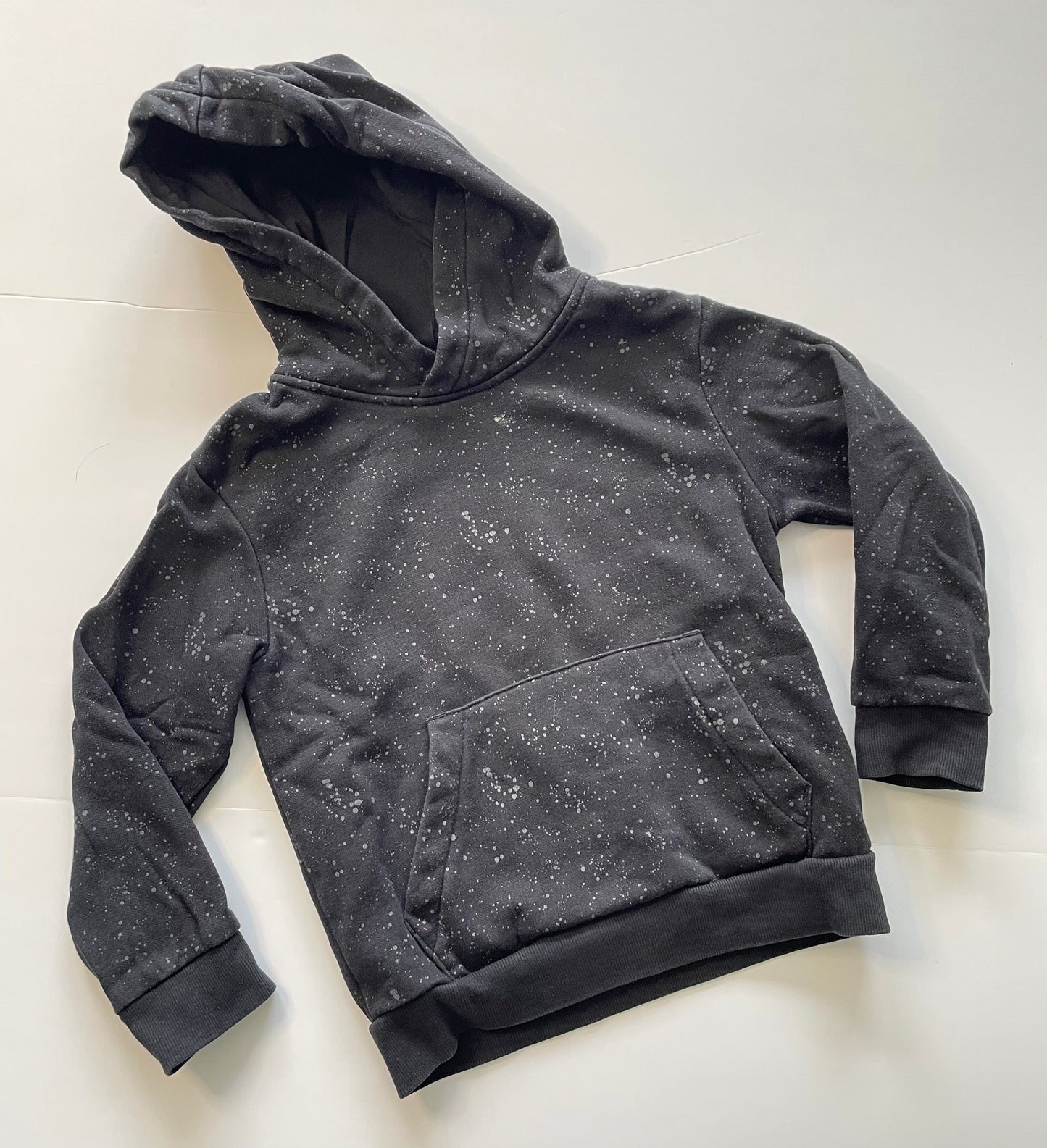 #121 Boys (fits like) 4/5 H&M hoodie black with speckles, VGUC