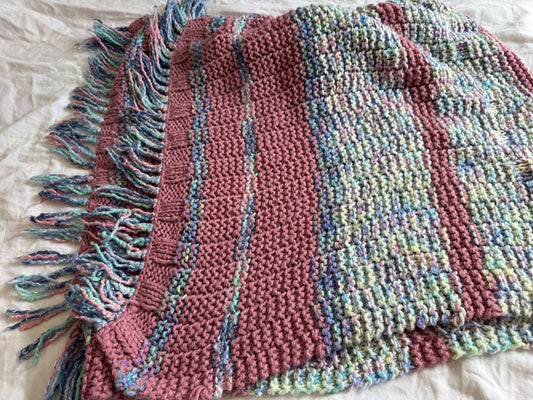 Seller #22 - Knitted throw - GUC