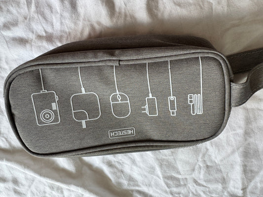 Seller #22 - Tech organizer pouch - LIKE NEW