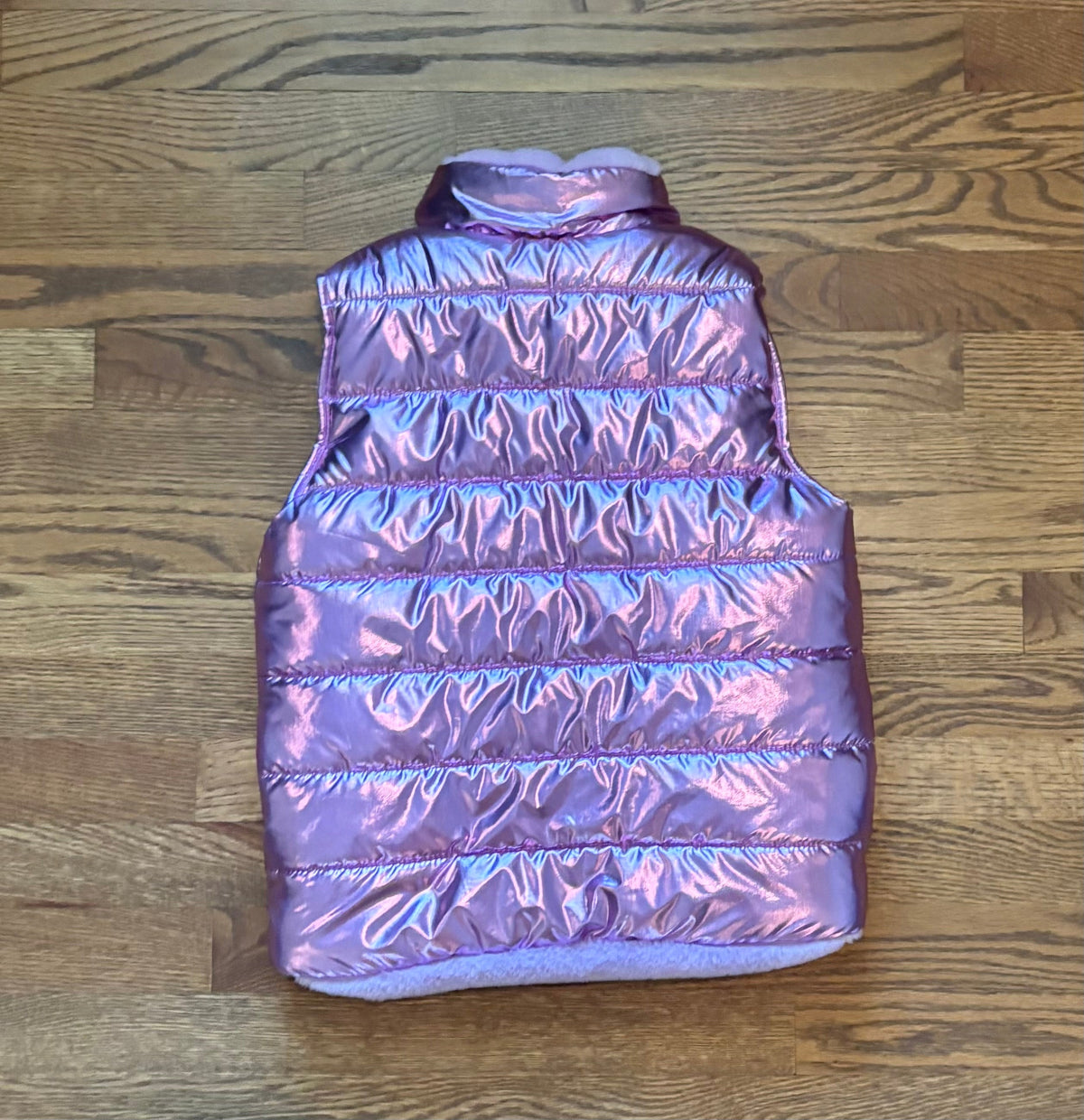 #74 Girls Metallic puffy zip-up vest reversible- M