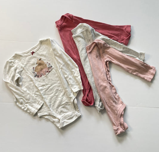 #121 Girls 24M set of 4 long sleeve onesies, EUC/VGUC