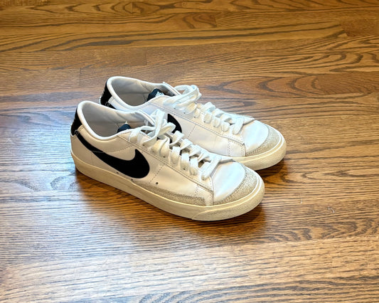 #74 Women’s Nike Blazer Low '77 Sneakers - 7.5