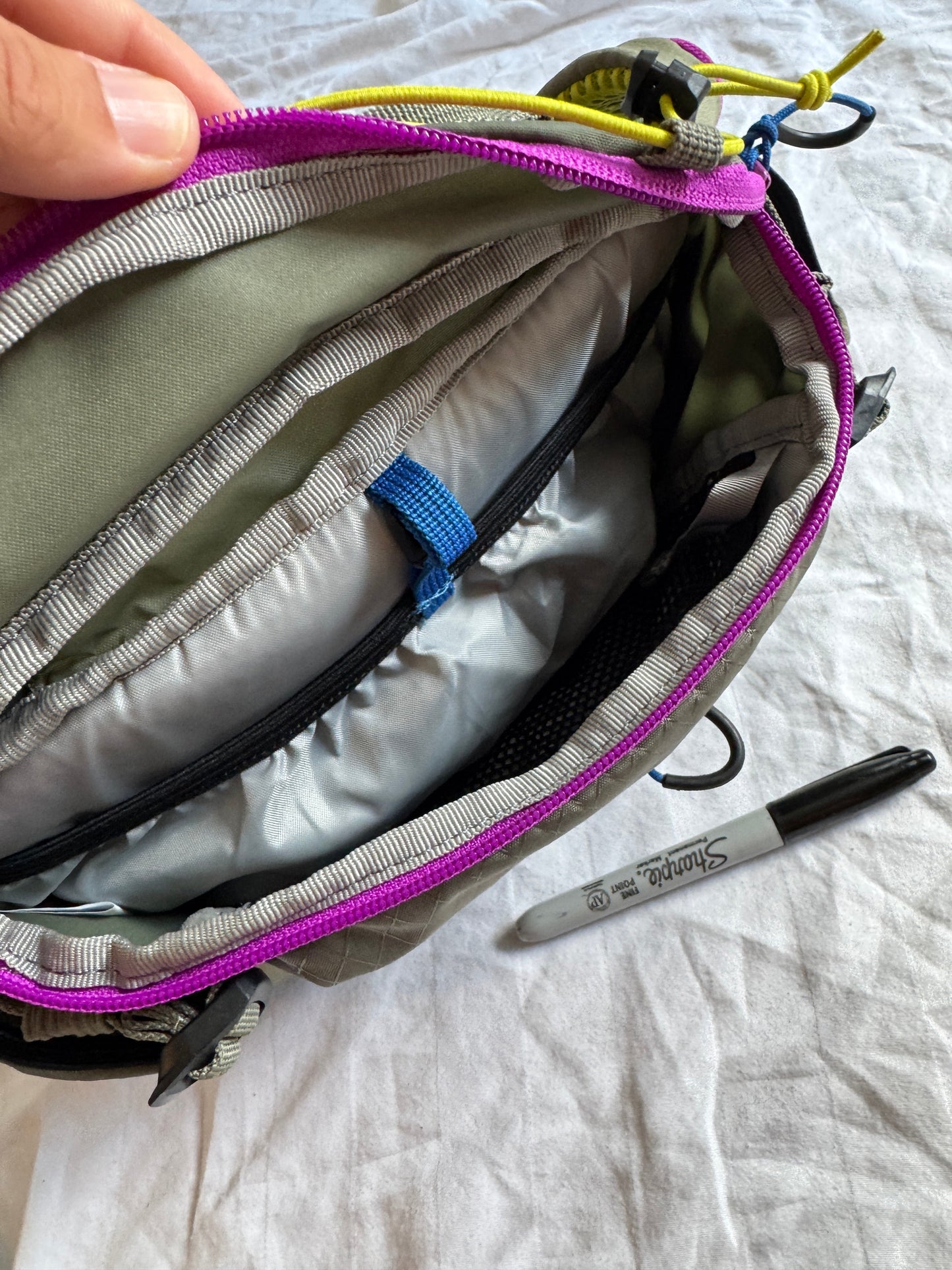 Seller #22 - Camelbak MULE waistpack - EEUC