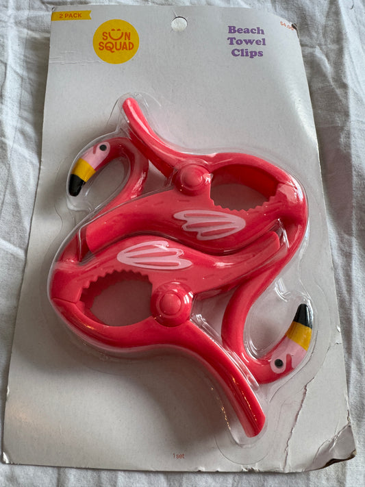 Seller #22 - flamingo beach chair towel clips - NEW