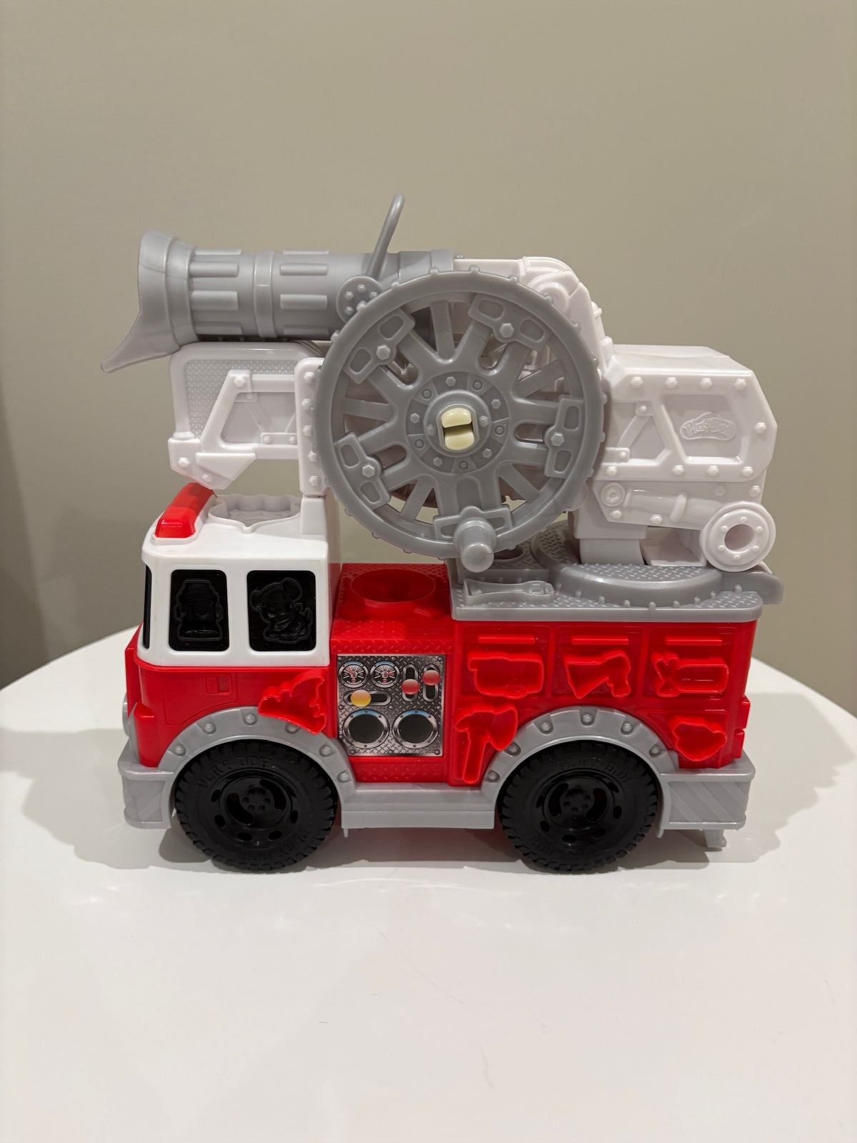 Seller #105 - Play Doh Fire Truck VGUC