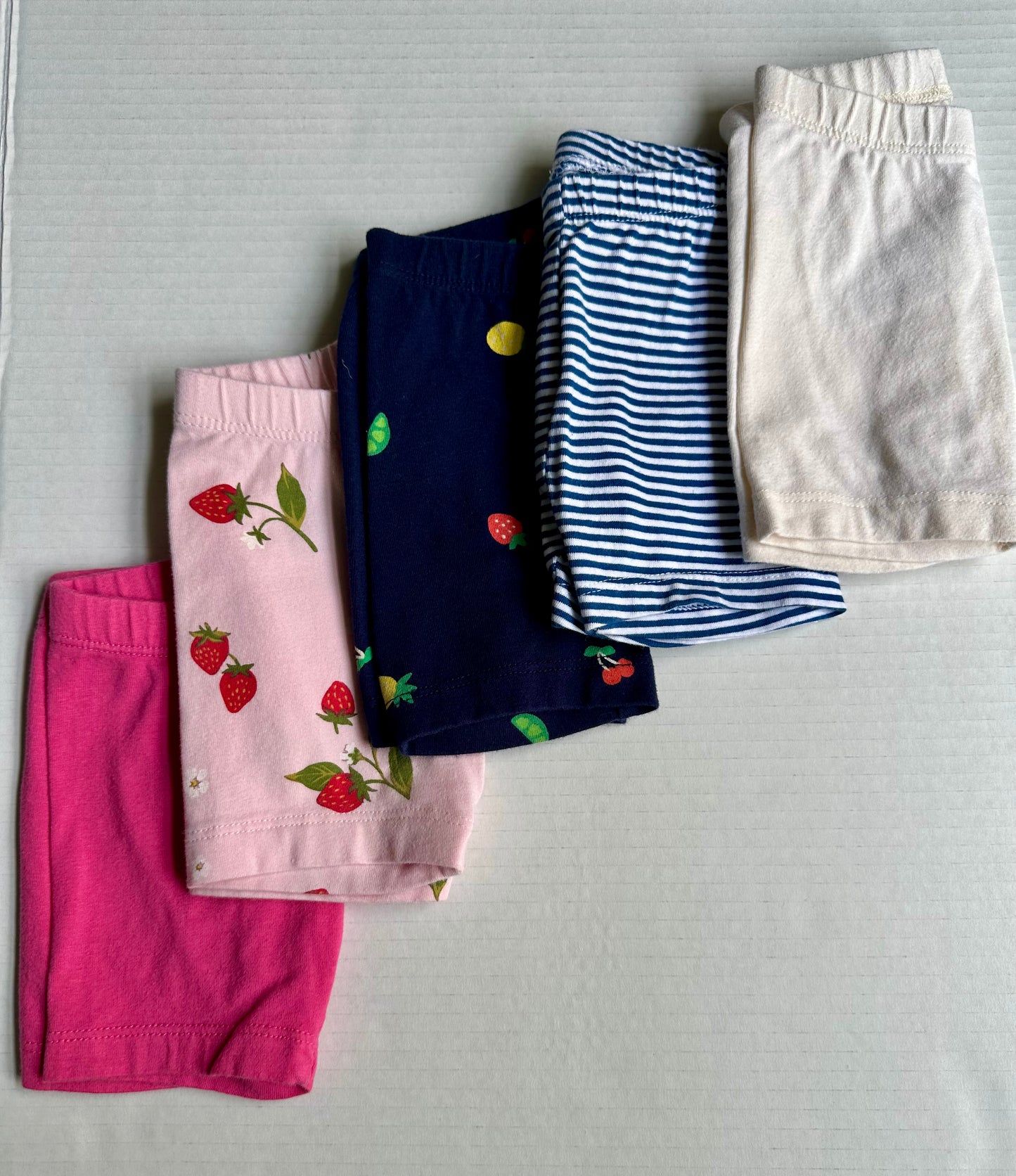 #146 Old Navy Biker Shorts Set (5) Girls 18M