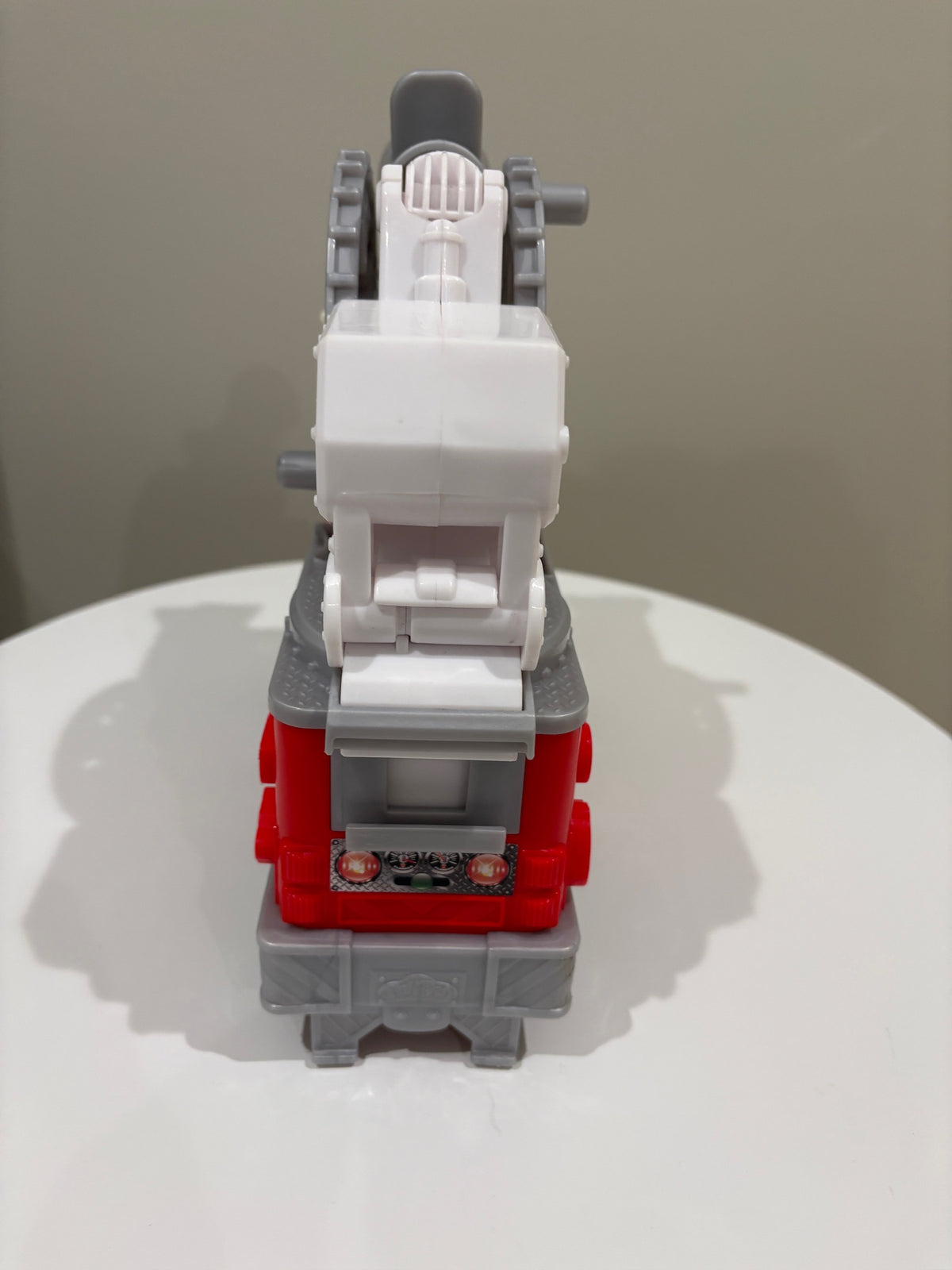 Seller #105 - Play Doh Fire Truck VGUC