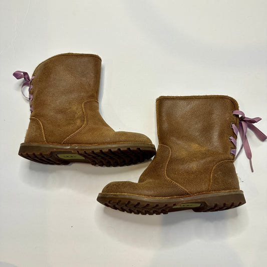 #162 Ugg brown boots girls 10