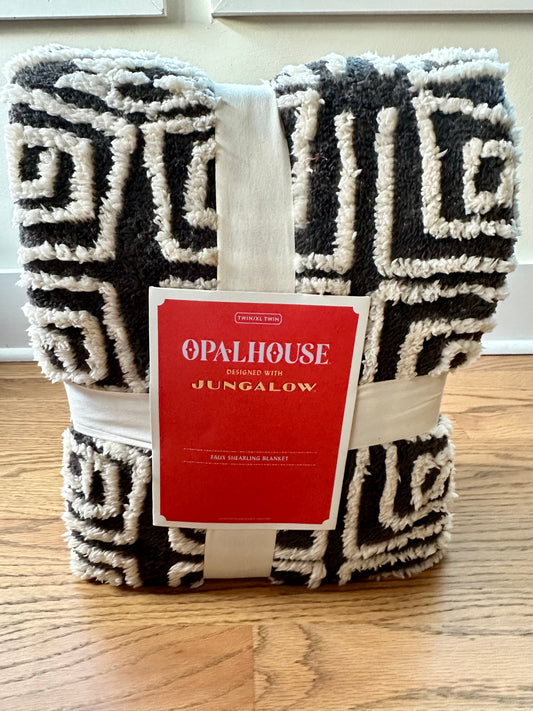 #108- NEW! Opalhouse, Sherling Throw Blanket