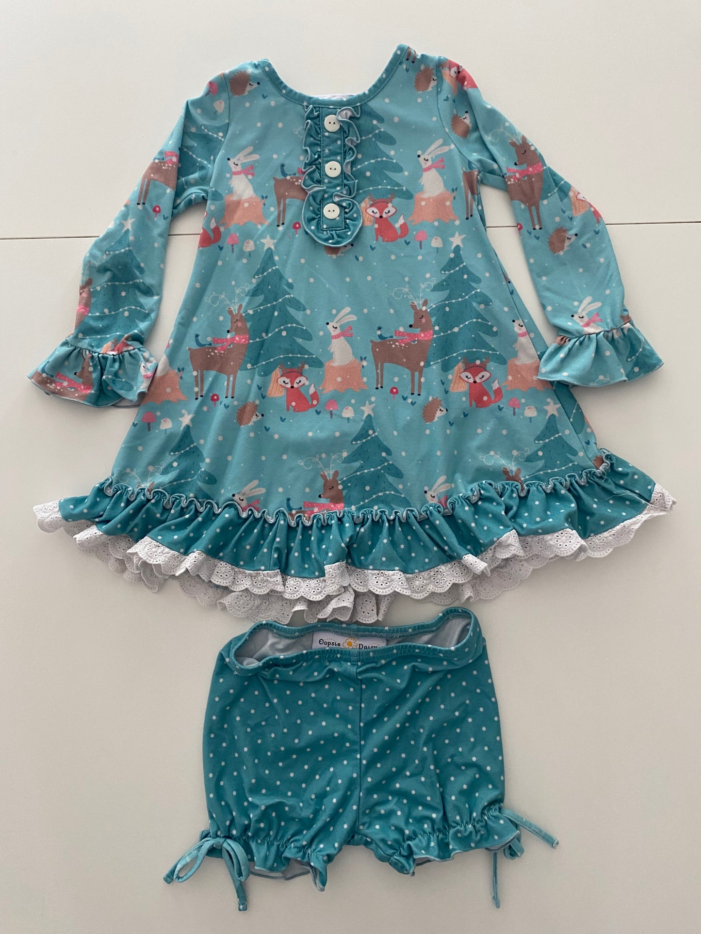 #117, Girls 3T, Oopsie Daisy winter wonderland nightgown, GUC