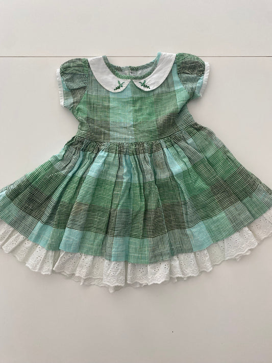 #117, Girls 3T, Well Dressed Wolf, green holiday print dress, EUC