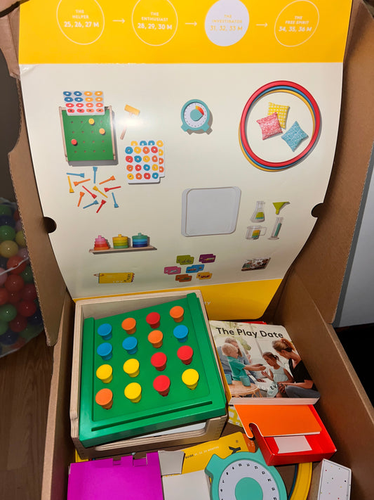 178 Lovevery The Investigstor play kit 31, 32, 33 months (incomplete set)