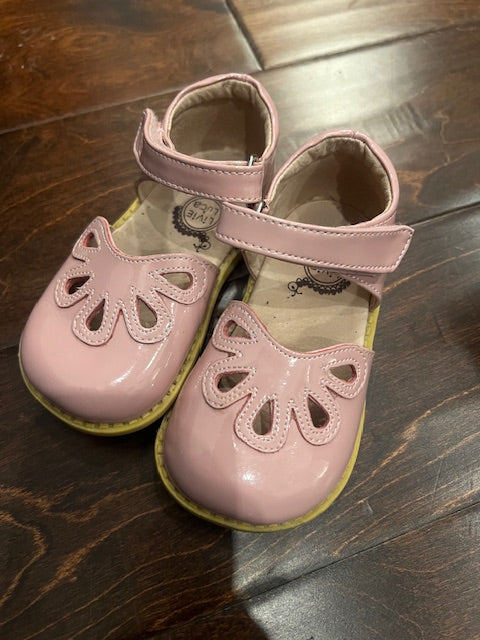 Livie & Luca Toddler Pink Pedal Shoes Sz 7 EUC