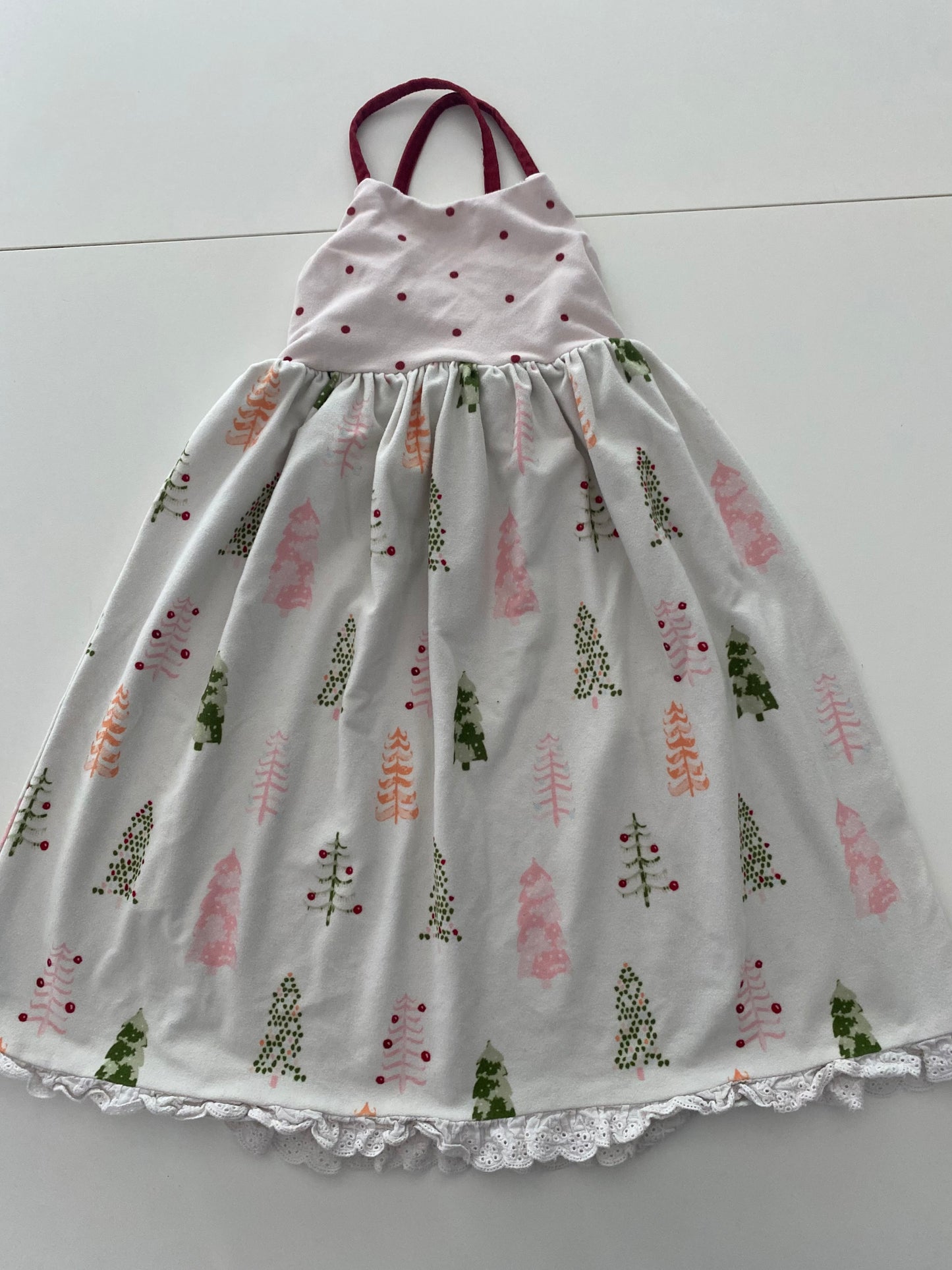 #117, Girls 18M, Sweet Honey Christmas Tree Nightgown, GUC