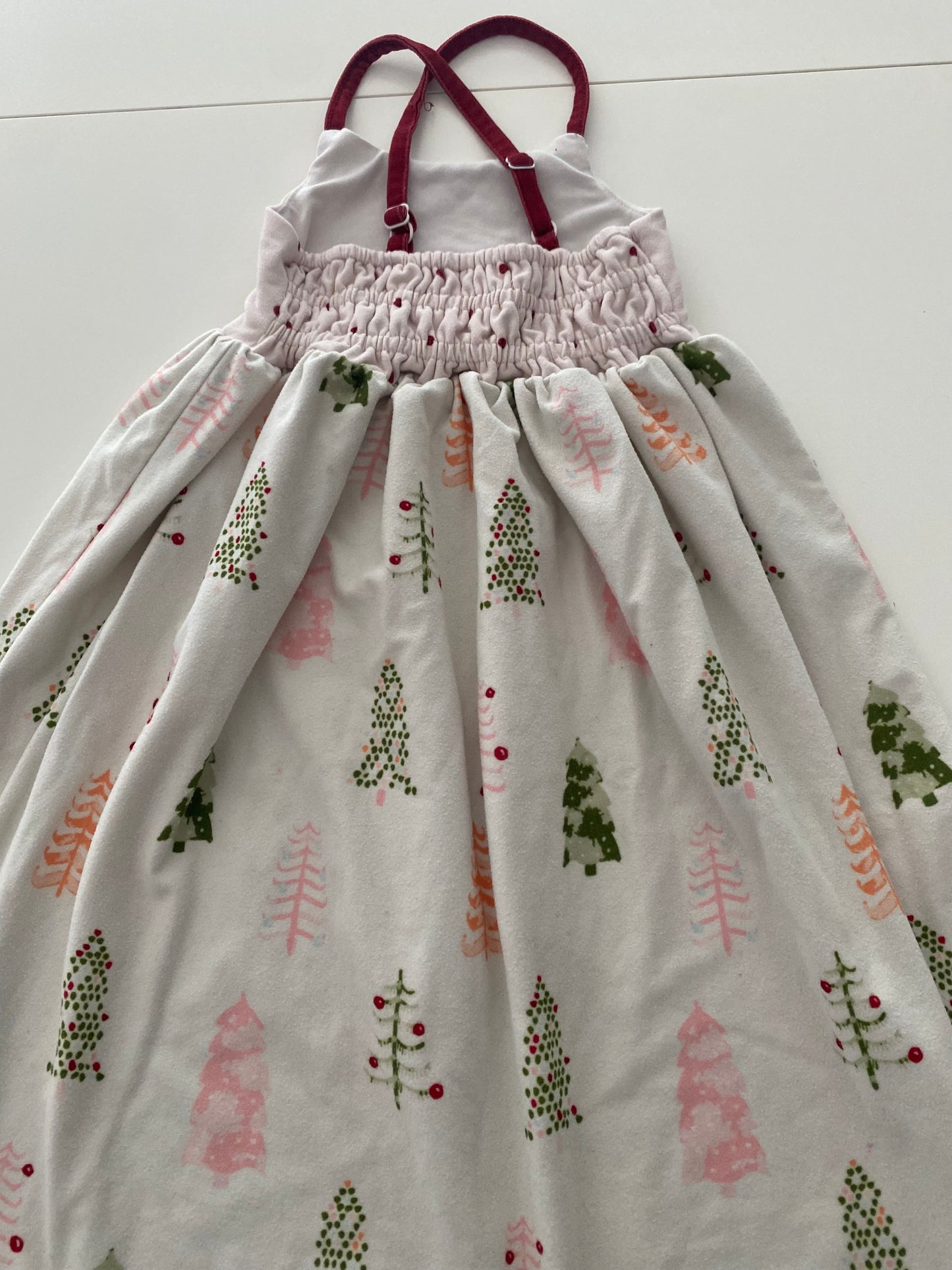 #117, Girls 18M, Sweet Honey Christmas Tree Nightgown, GUC