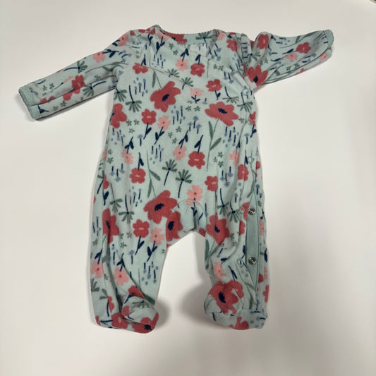 #87 Carters Newborn Pj's