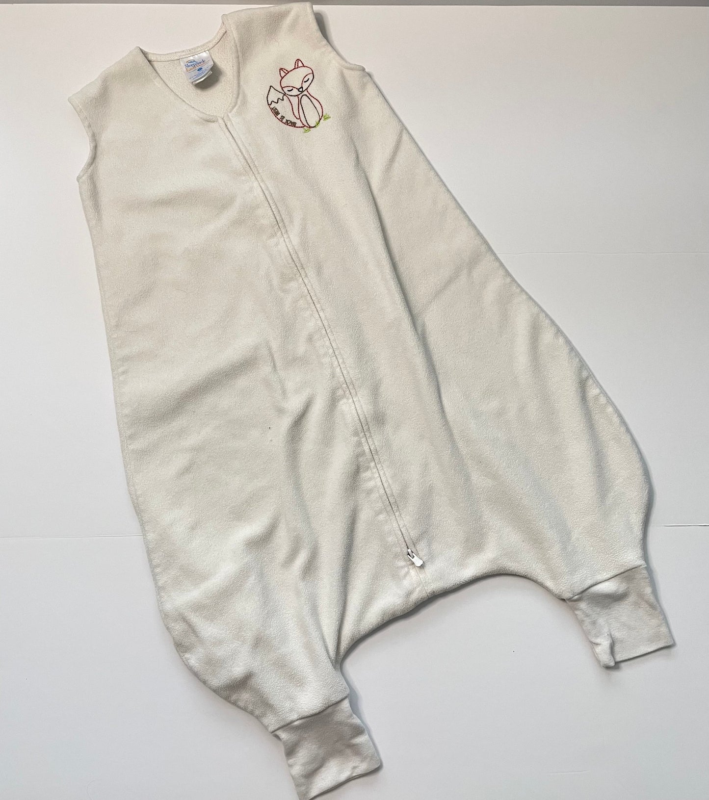 #121 Halo Large/12-18M/22-28lbs fleece cream sleep sack with foot holes, VGUC