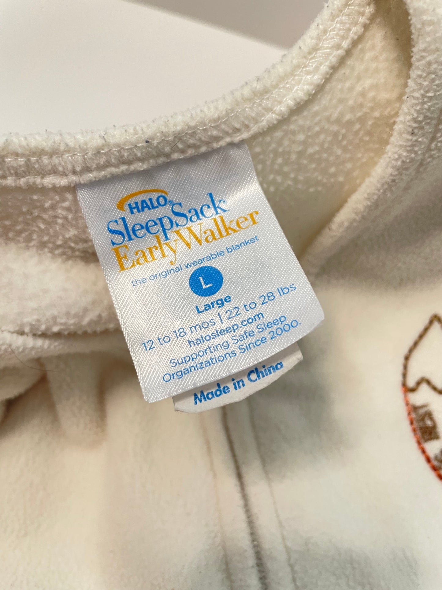 #121 Halo Large/12-18M/22-28lbs fleece cream sleep sack with foot holes, VGUC