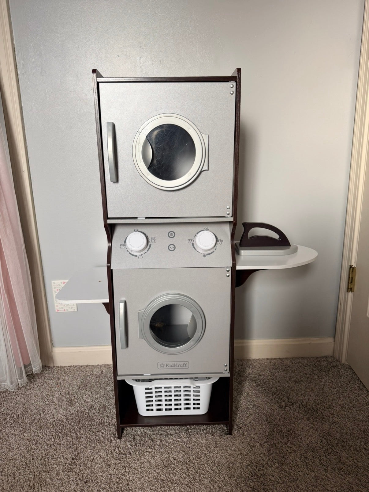 #155 KidKraft Laundry Play Center *REDUCED*