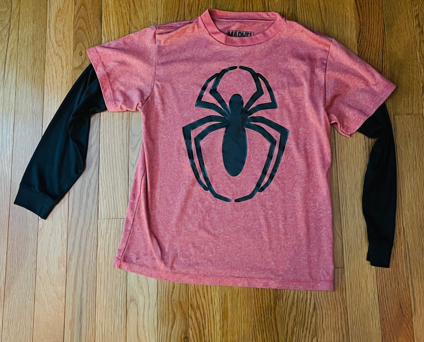 Spiderman shirt size small- boys