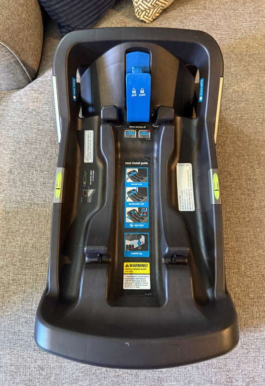 Seller #79 | Nuna Pipa Car seat Base (3 of 3) REDUCED