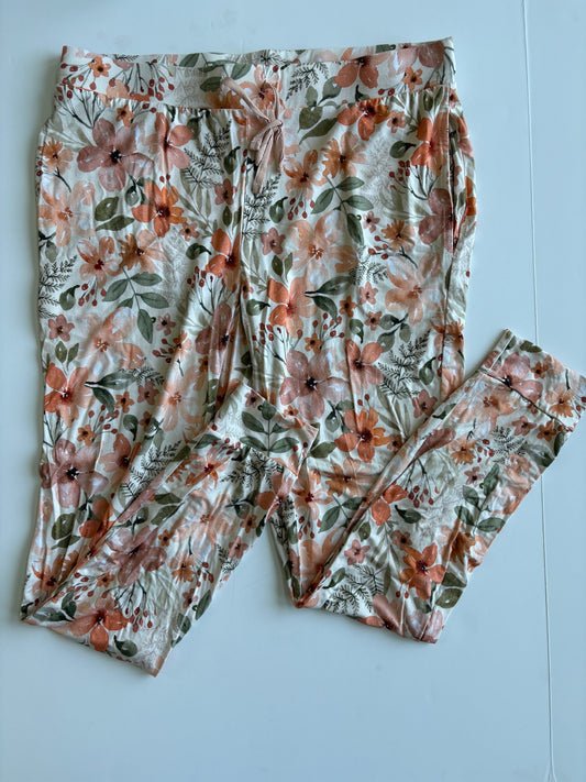 Seller #105 - Women's Small Little Snugggles Floral Bamboo Joggers VGUC