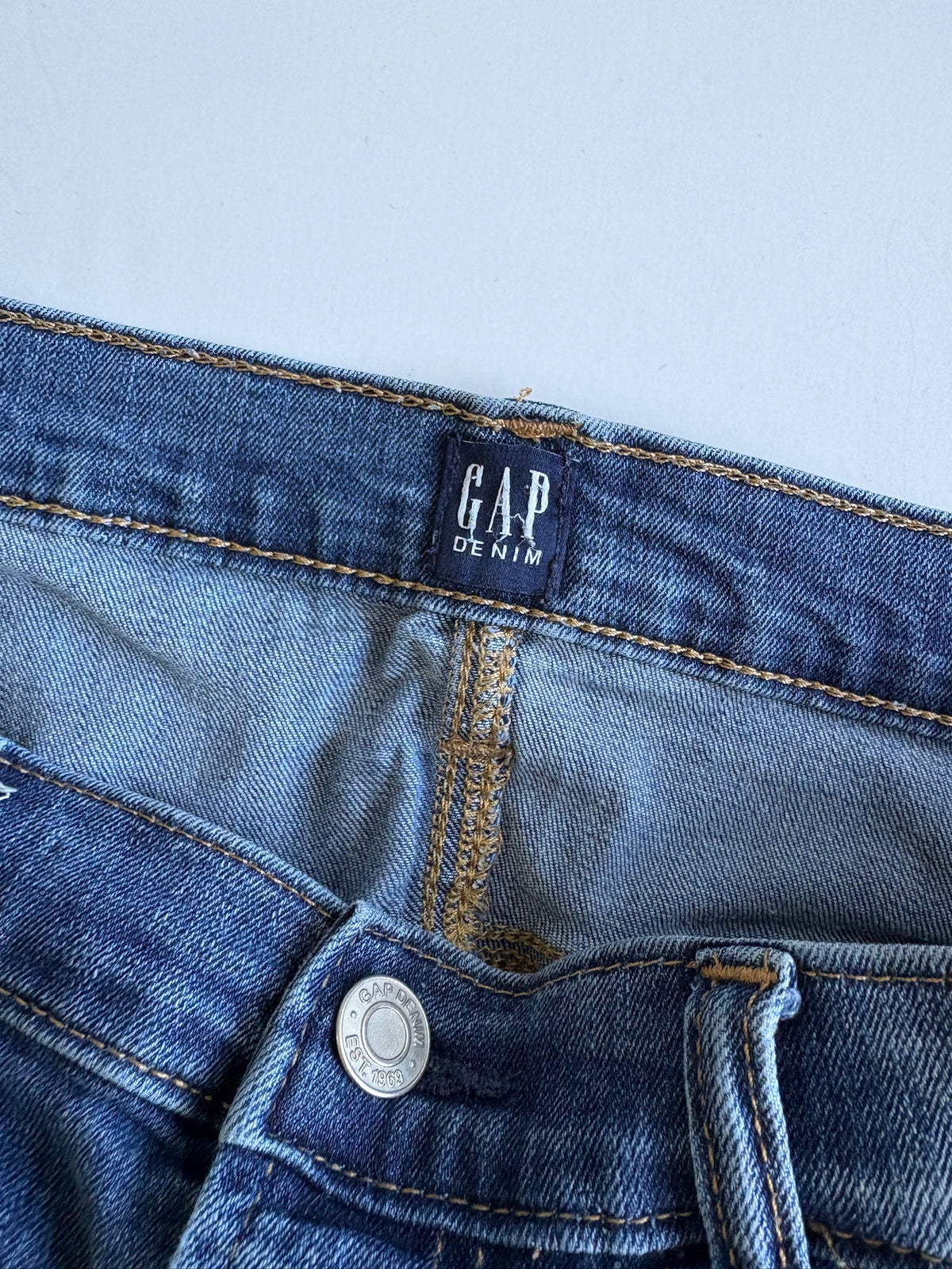 Seller #105 - Women's Size 30 TALL (size 10) Gap Skinny Jeans VGUC