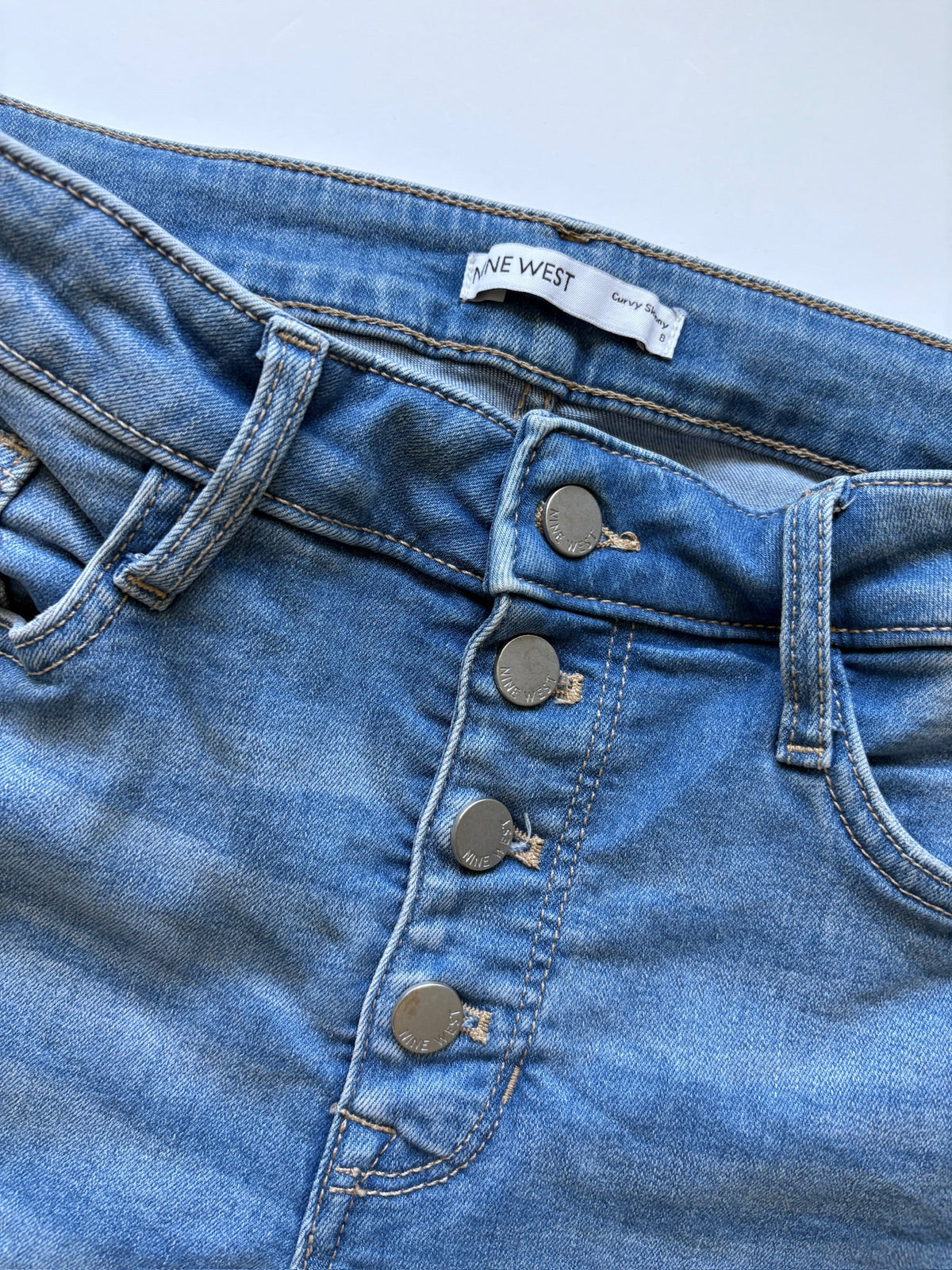 Seller #105 - Women's Size 8 Nine West Skinny Jeans VGUC