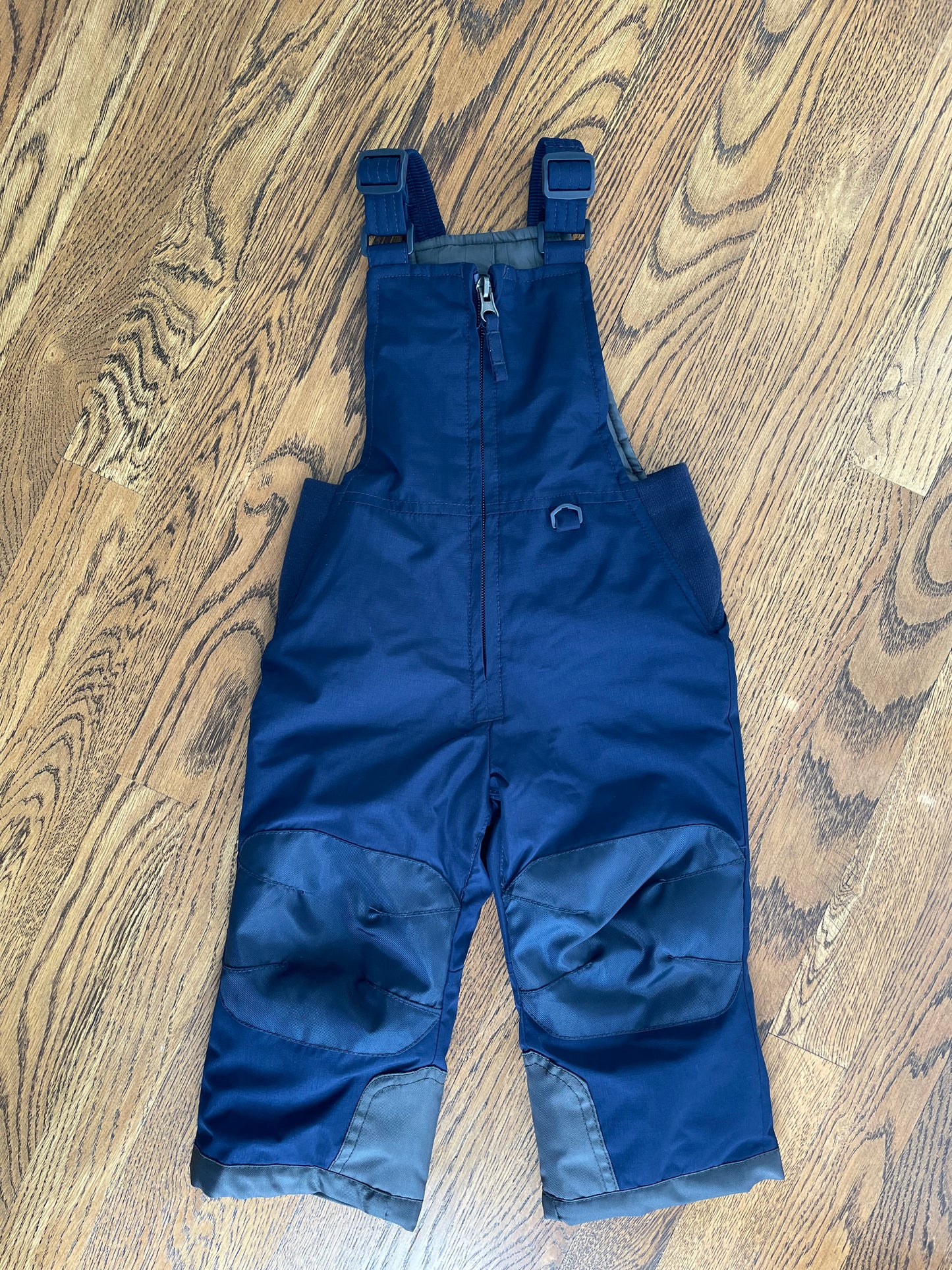 #33B • Boys • Size 18m • Navy Snow Bibs